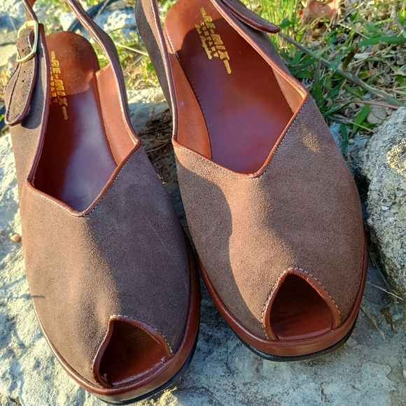 VTG, Sz 11 , Re-Mix Vintage Shoes, Los Angeles, brown suede peep toe sling backs - Picture 9 of 11